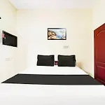 Super Hotel O Nettoor Near Lakeshore Hospital