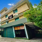 Super Hotel O Vennala Near Palarivattom
