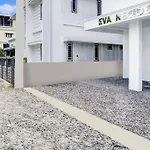 Super Hotel O Eva Residency