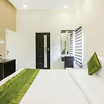 Hotel F Square