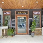 Spot On Riyan Suites