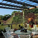 Raintree Lodge