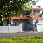 Hebron Inn