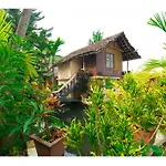 Kadalkkara Lake Resort