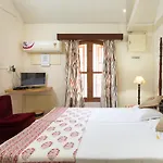 Sonnetta Residency