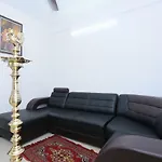 Oyo 30973 Thulasi Inn