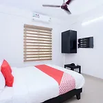 Oyo 30973 Thulasi Inn