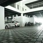 Traven Homes Infopark Kakkanad Corporate Suit Rooms