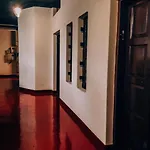 The Metro Pod - Backpackers A/C Dormitory