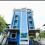 Hotel Tri-Star Residency