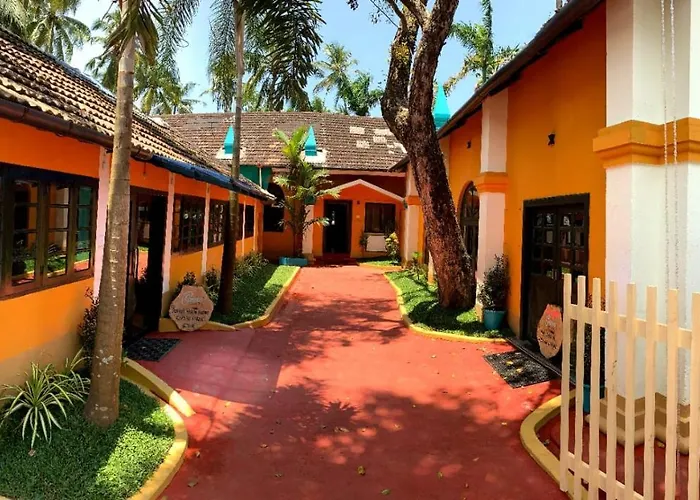 Elphinstone Residency