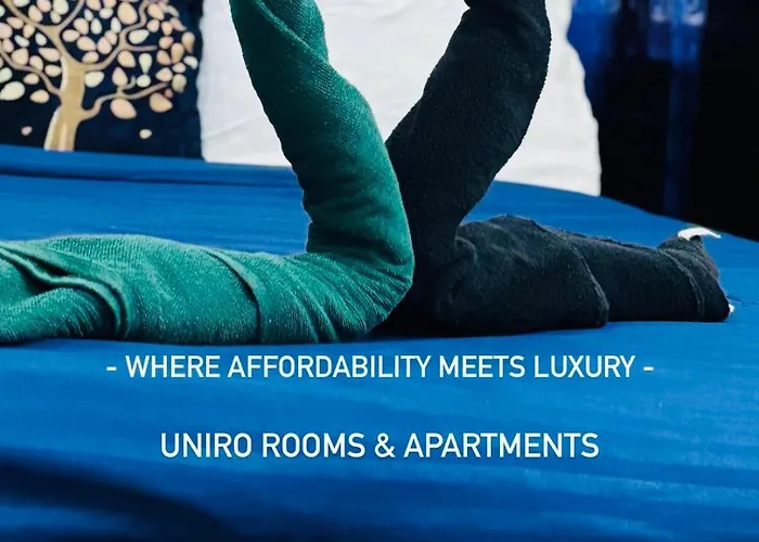 Uniro Rooms & Packages