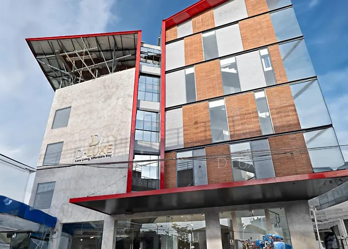 D-Luxe Hotel