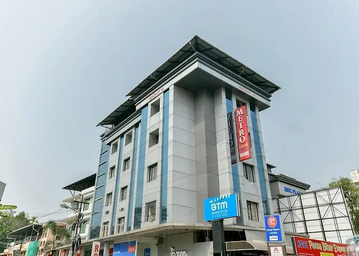 Metro Kochin Business Hotel