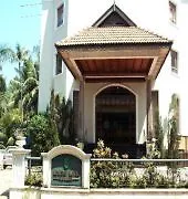Holiday Hotel Cherai