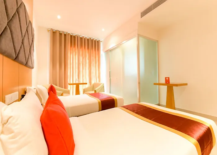 Oyo 12670 Connect Inn