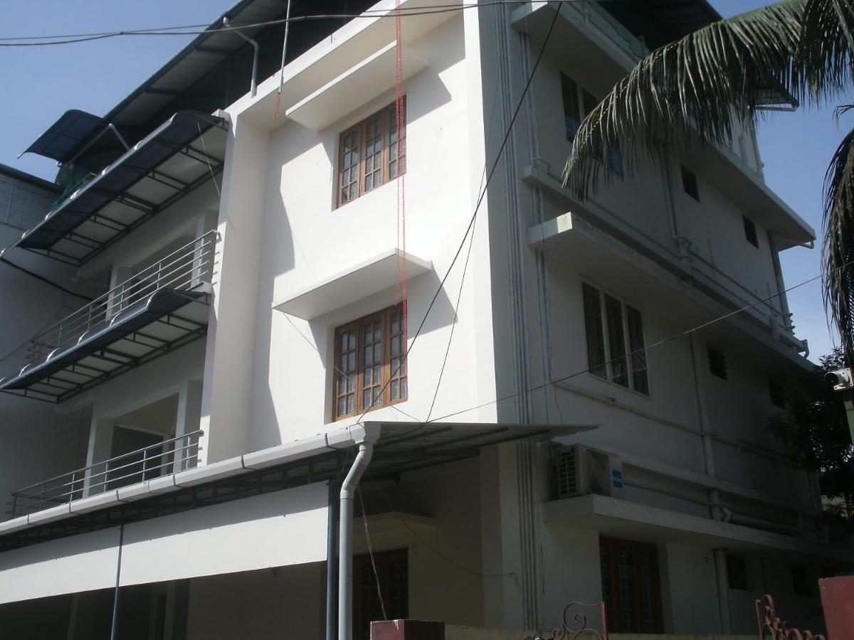Jacaranda Bed & Breakfast