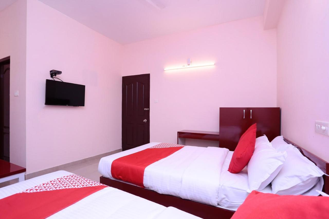 Oyo 13577 Tkr Metro Residency Hotel 3*