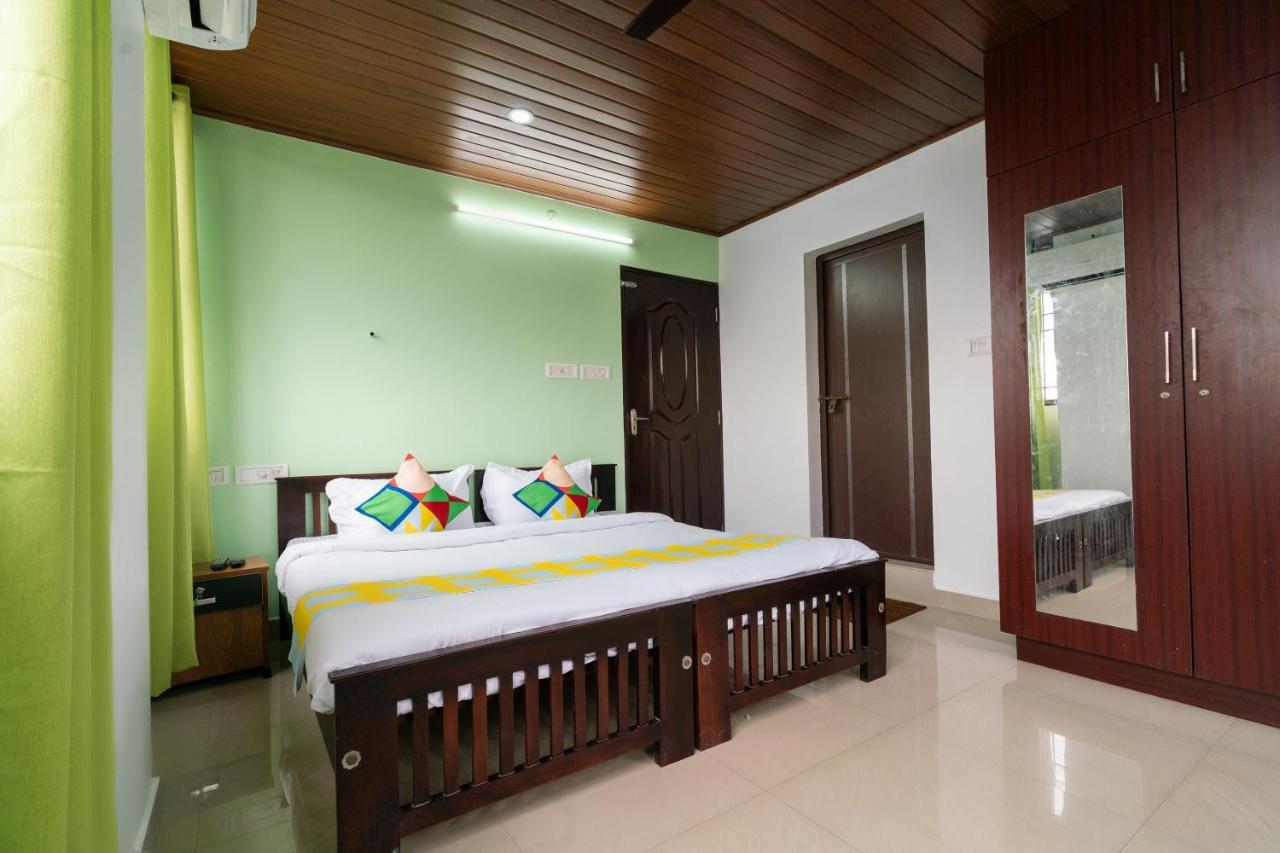 Guest house Oyo Home 49697 Aj Apartments Kochi