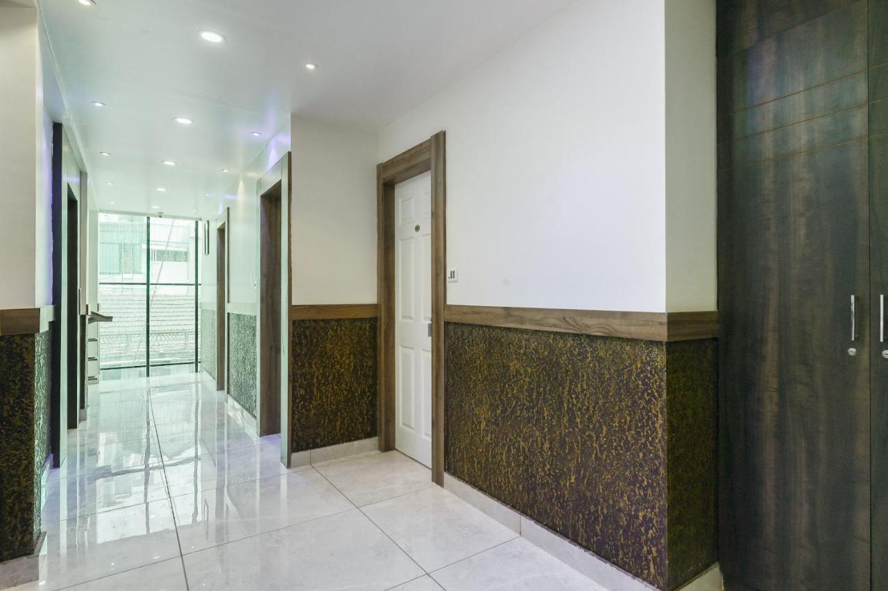 Capital O 71307 Feathers Hotel 3*