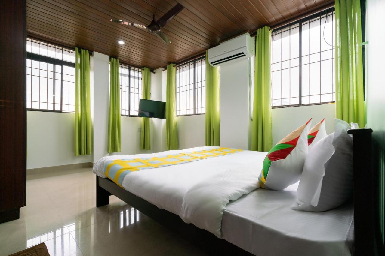 Oyo Home 49697 Aj Apartments 3*