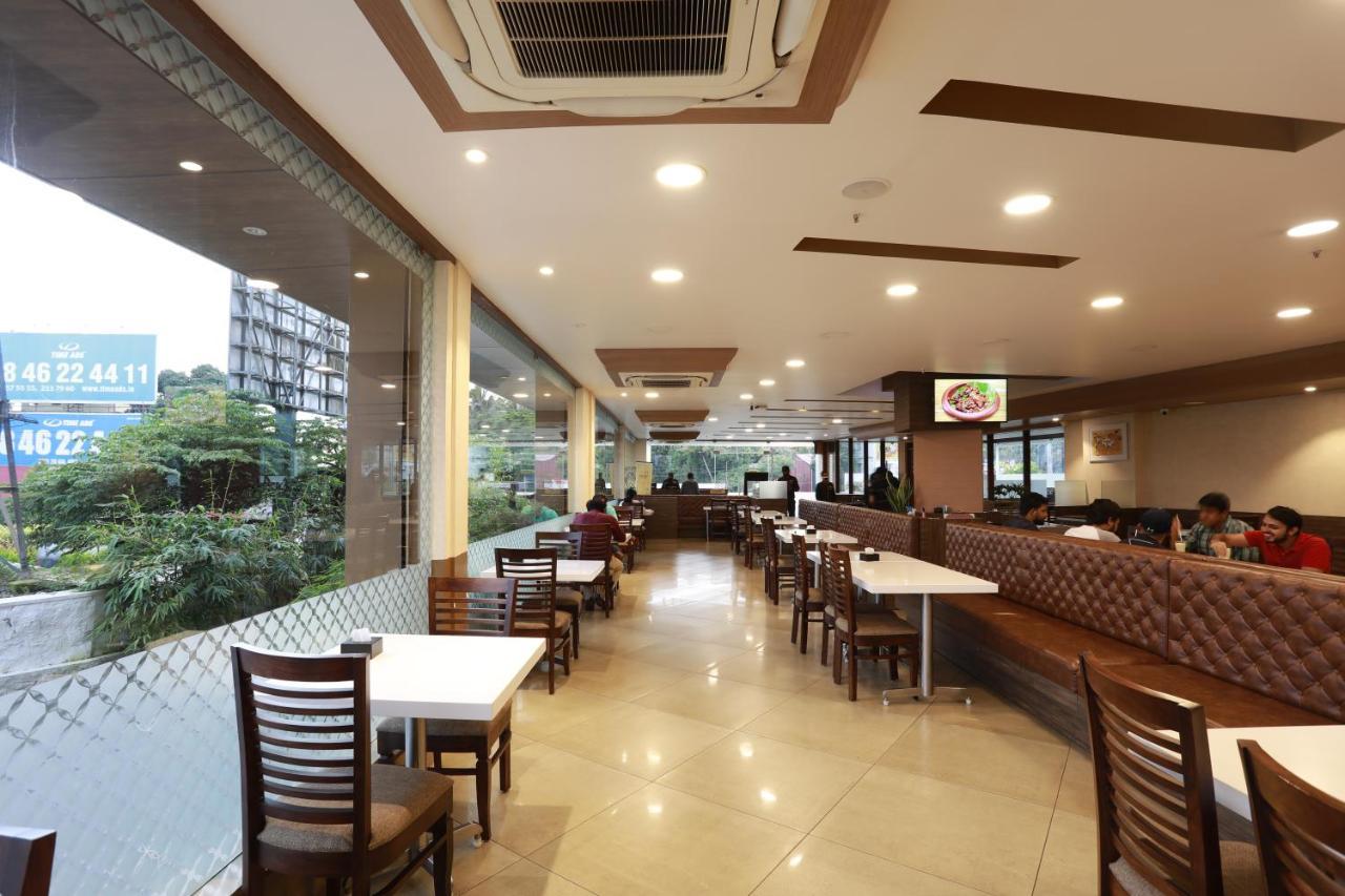 Hotel As Airport 4*