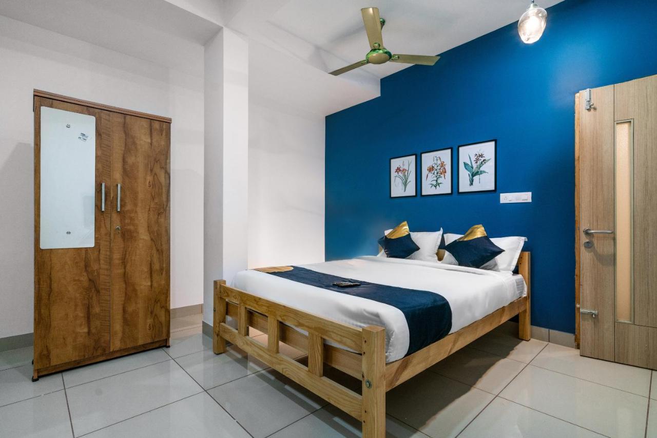 Guest house Oyo 82805 Famy 1 Bhk Kochi