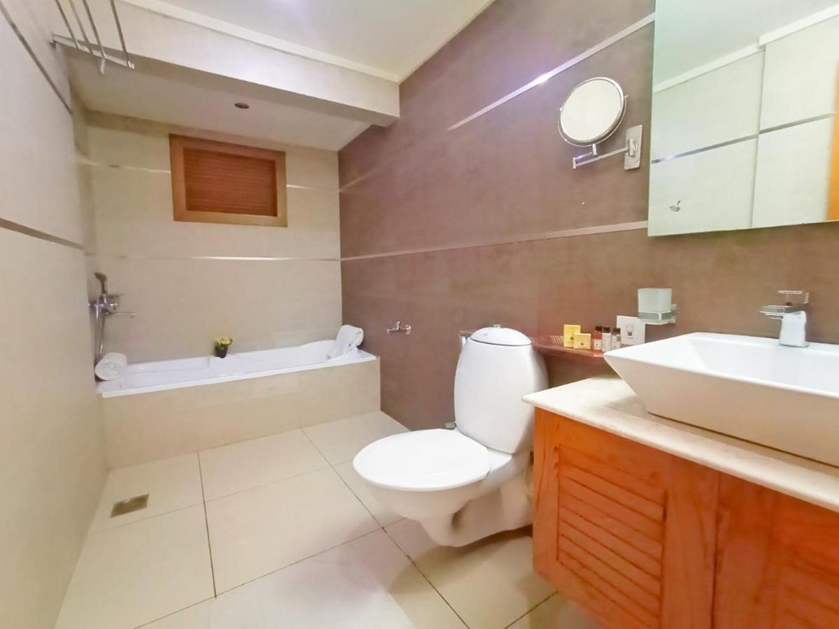 Hill Palace Hotel & Spa 5* Kochi