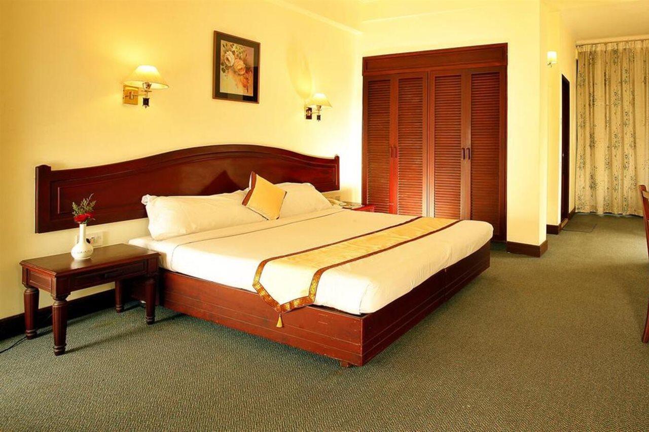 Hotel The International 4*