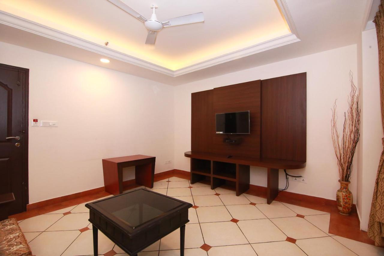 Hotel Emarald Cochin 3*