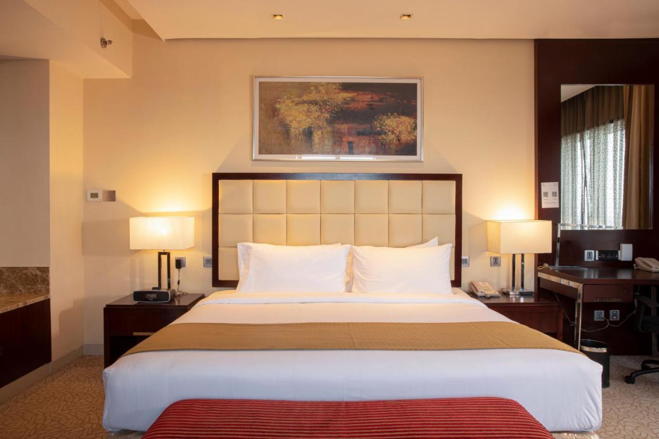 Hotel Cochin By Ihg Kochi