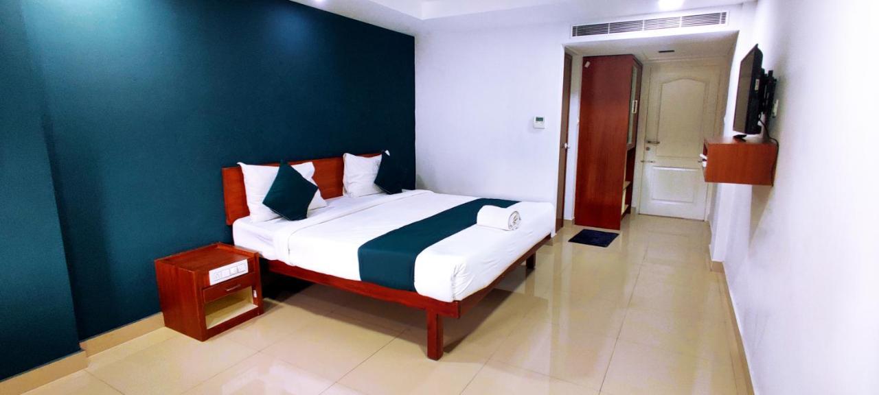 The Reach Hotel 3*