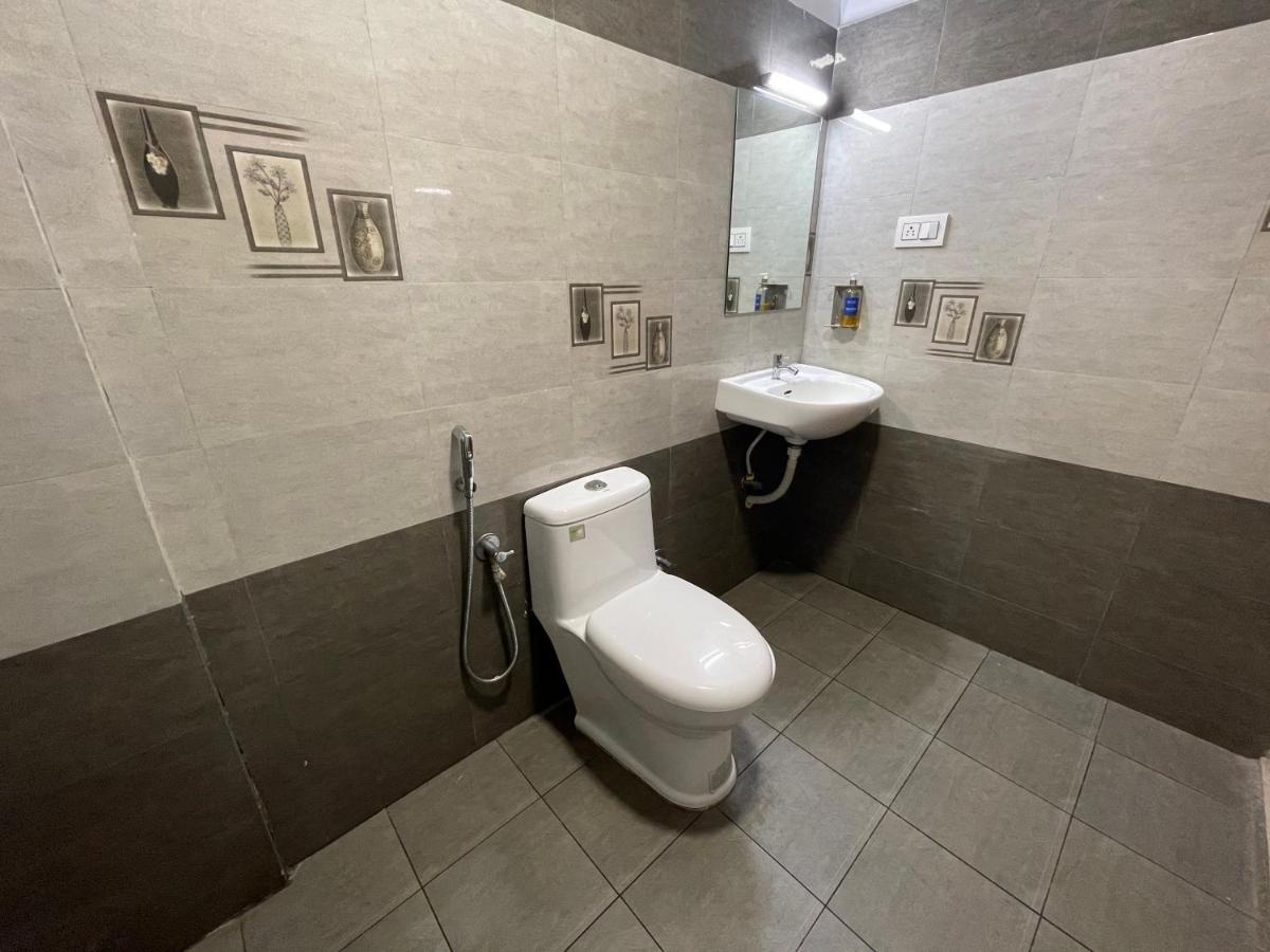 The Reach Hotel 3*