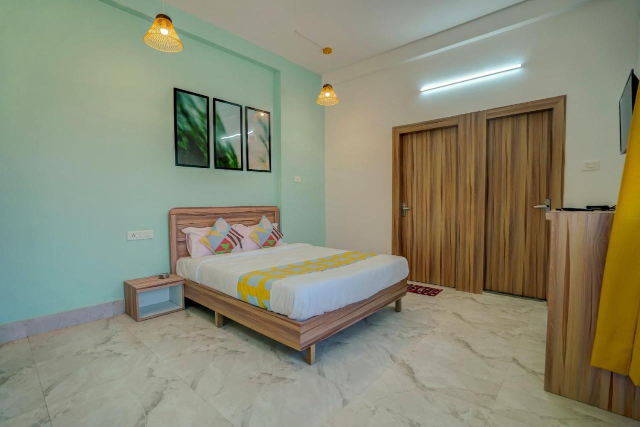 Oyo 79233 Hive Stays Guest house *