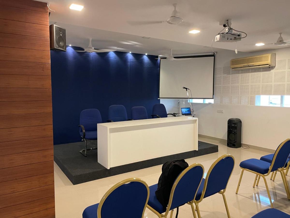 The Reach Hotel Kochi