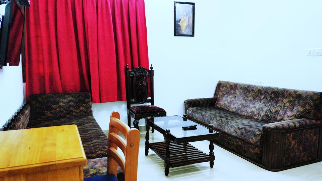 Jj Hotel