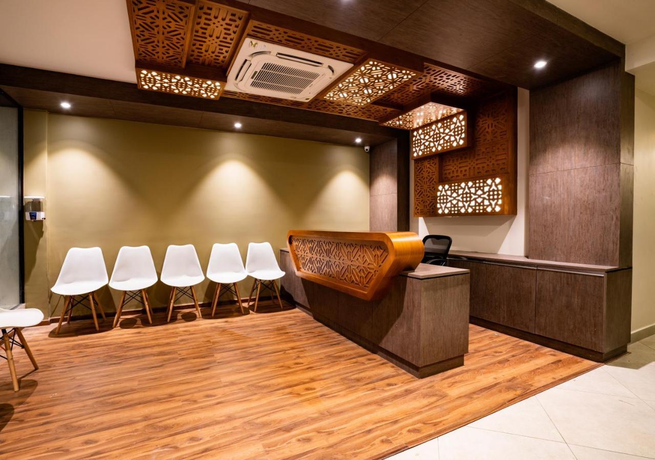 Hotel Lavender Infopark Kochi