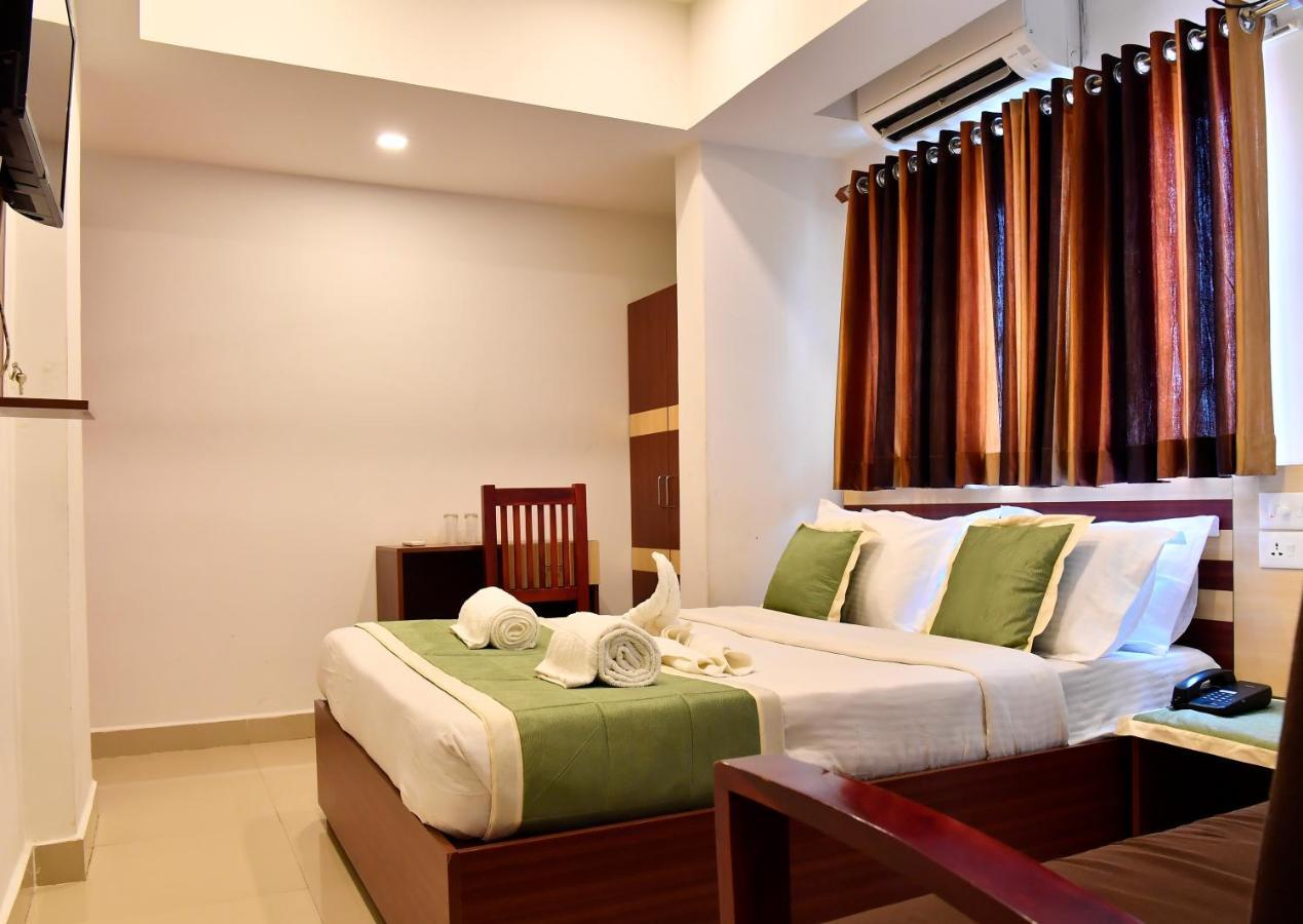 Inn Puthens Capitol *