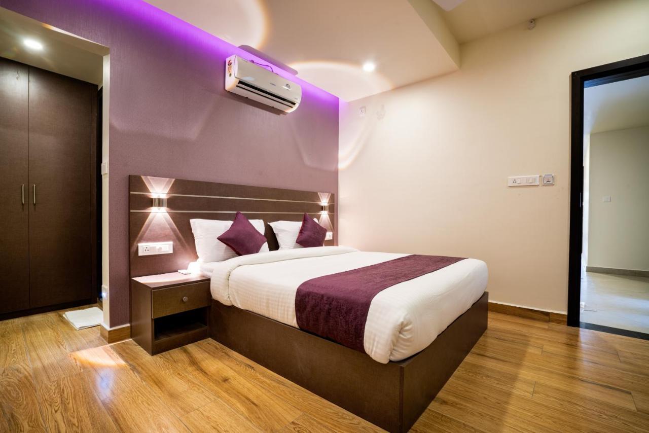 Lavender Infopark 3*