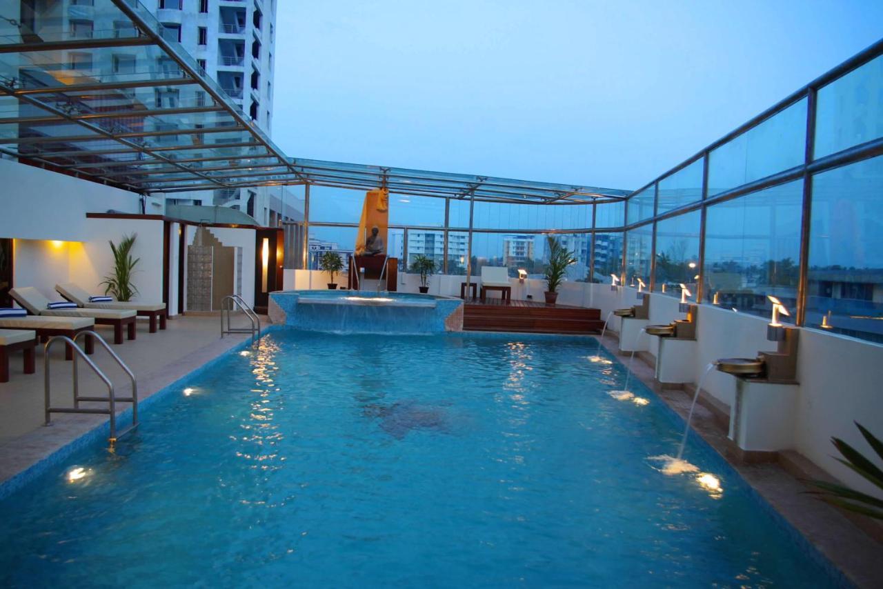 Hotel Gokulam Park & Convention Centre