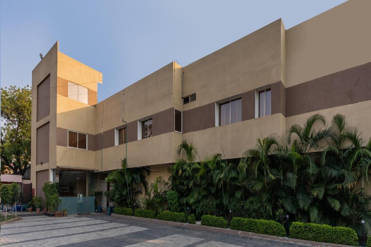 Oyo 79233 Hive Stays Kochi