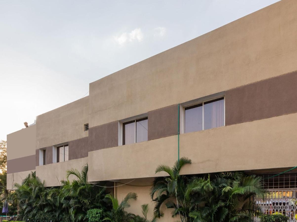 Oyo 79233 Hive Stays Kochi