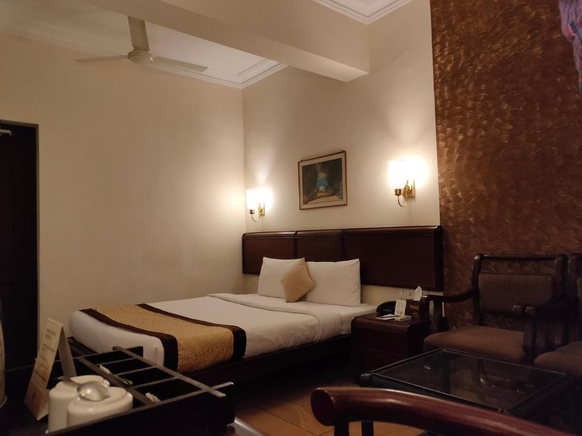 Yuvarani Residency