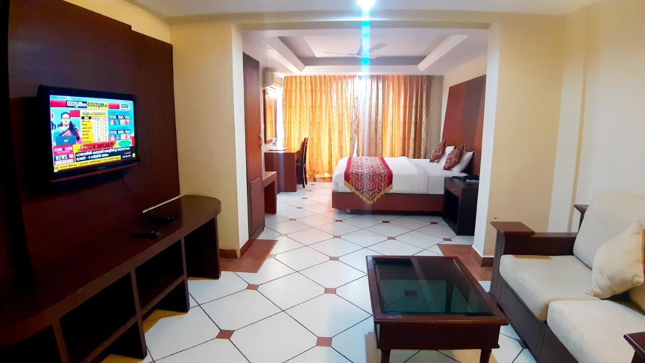 Emarald Cochin Hotel