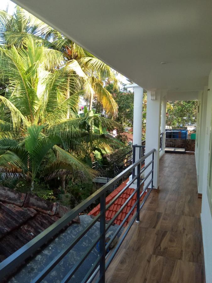 Coconut Grove *