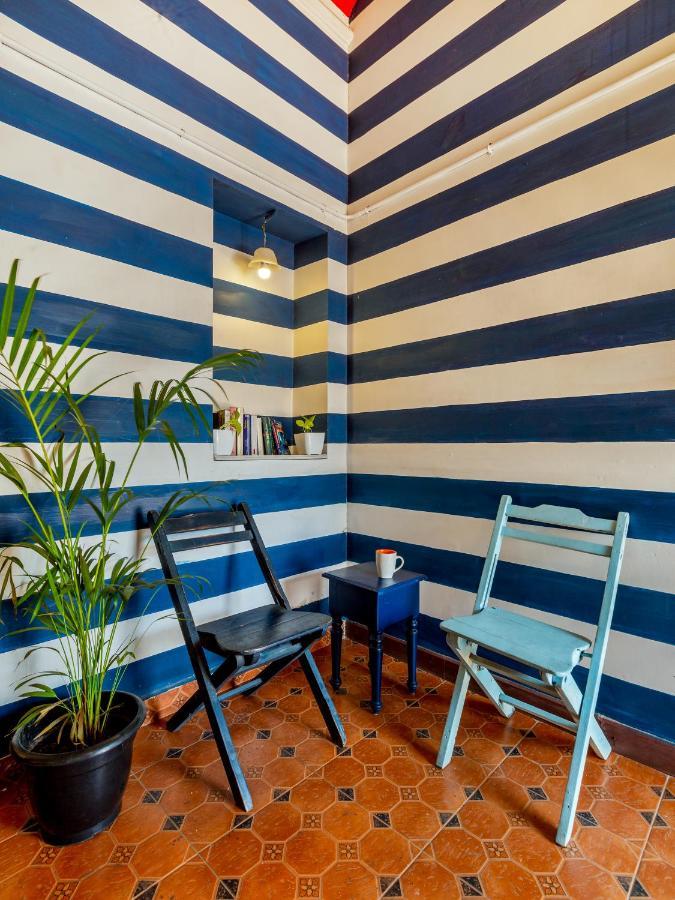 Hostel Gostops Lite Kochi *