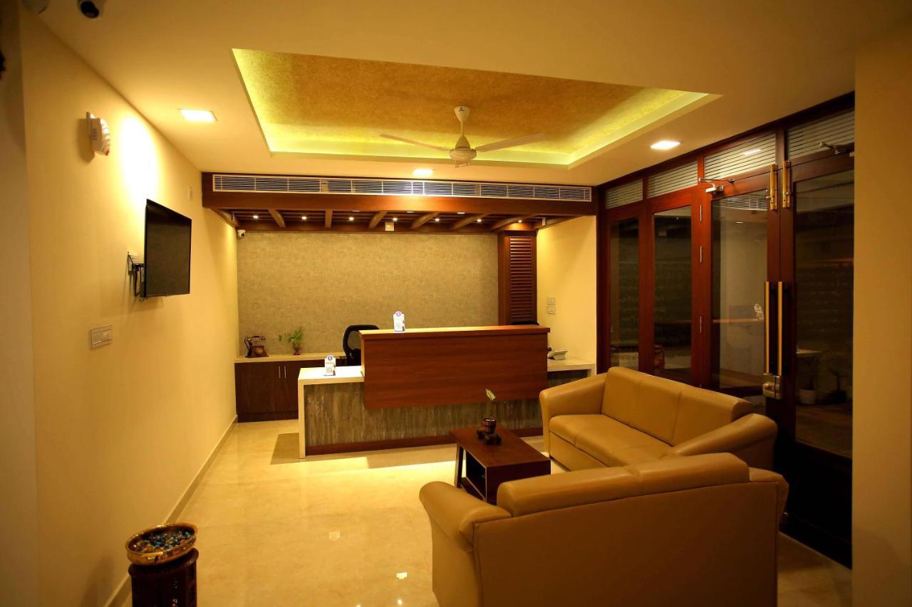 Kira Palace Residency Hotel Kochi
