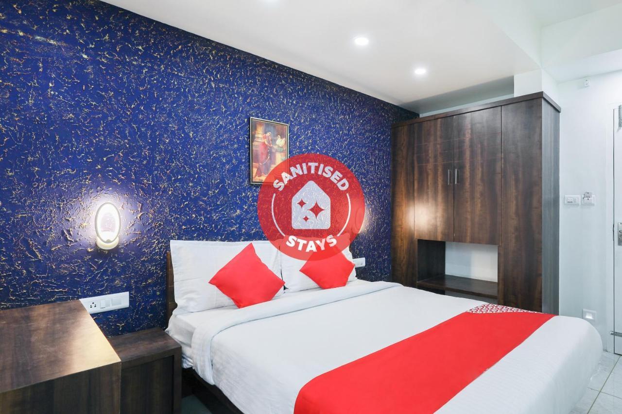 Hotel Capital O 71307 Feathers