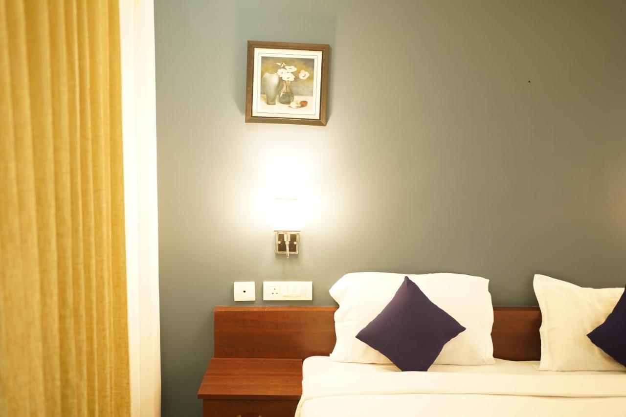 Hotel North Centre Kochi