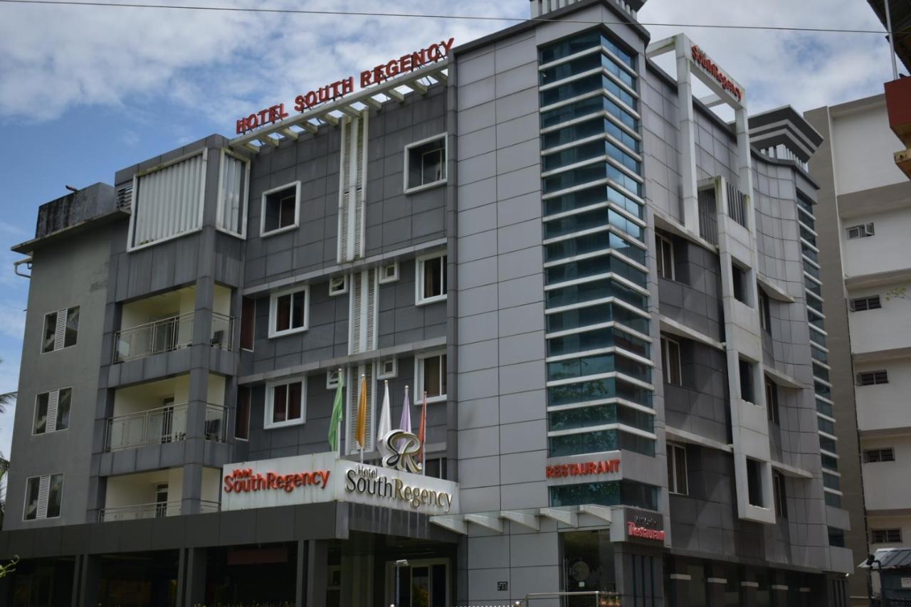 Hotel South Regency, Ernakulam 3*